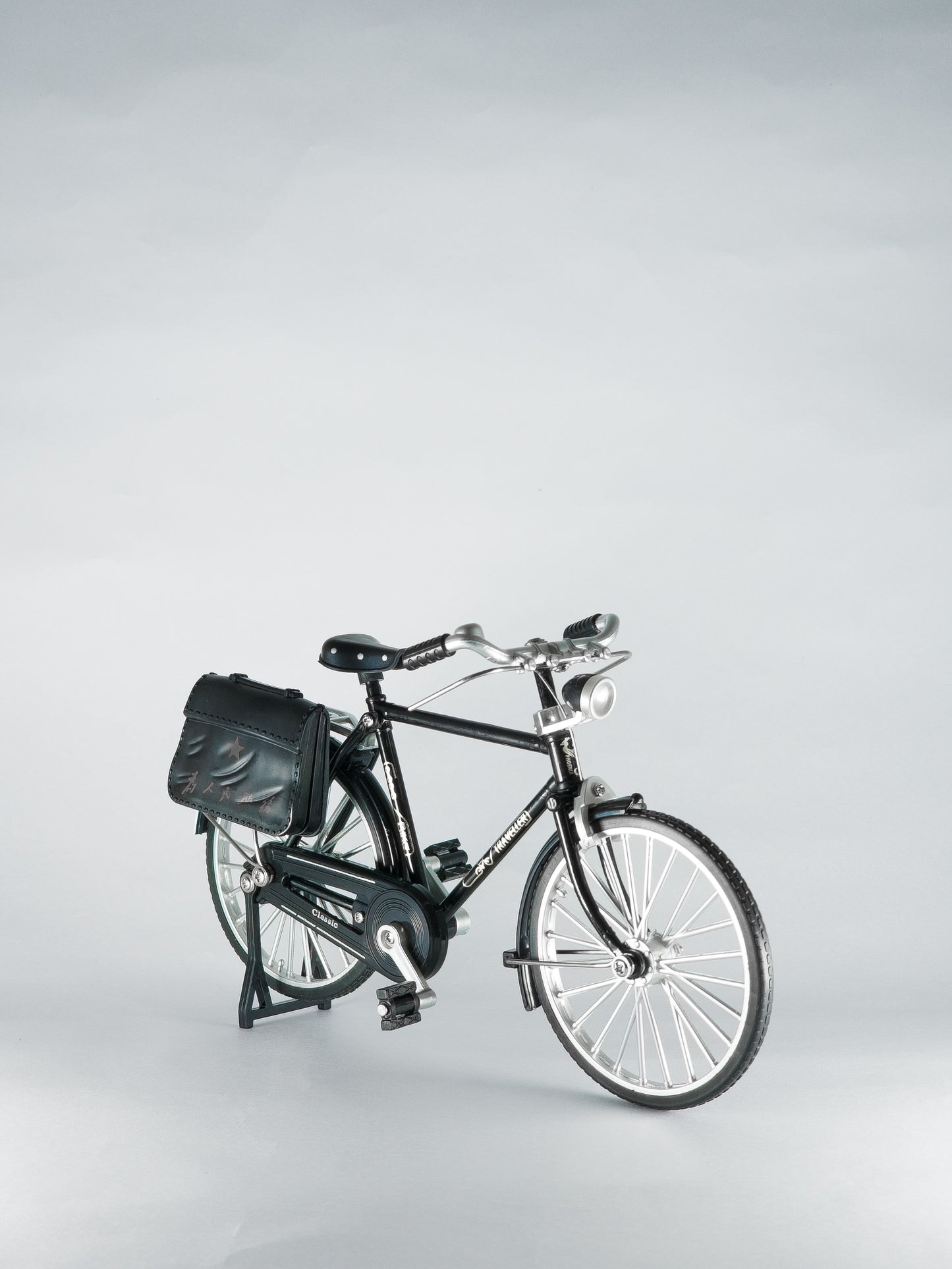 Classic Mini Bicycle Model 1/10 Scale (DIY Model) 18cm
