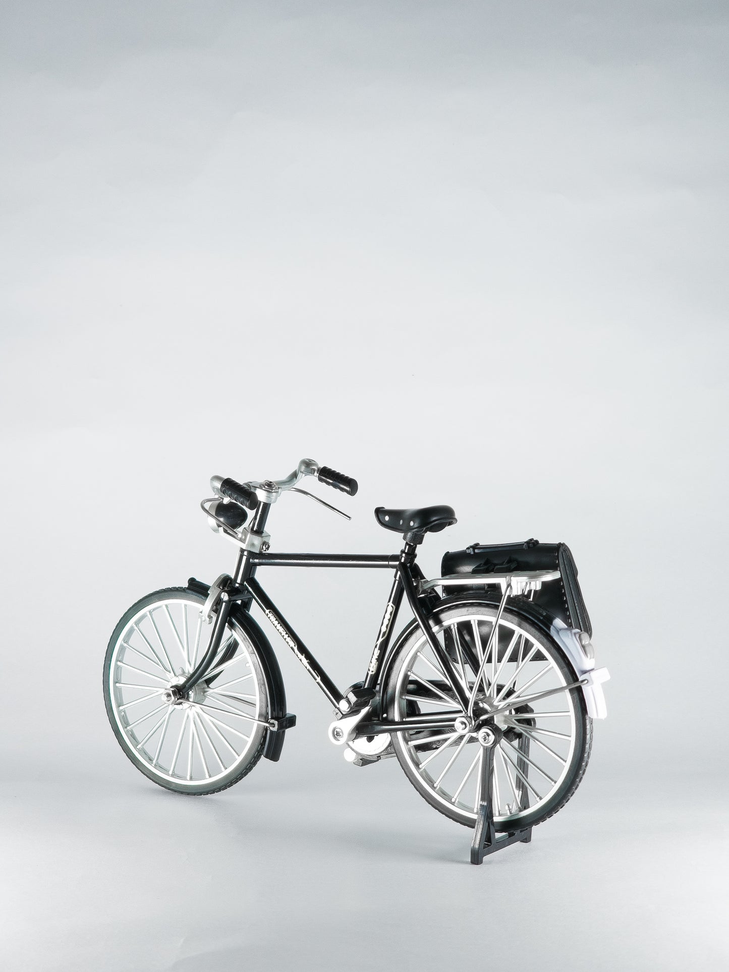 Classic Mini Bicycle Model 1/10 Scale (DIY Model) 18cm