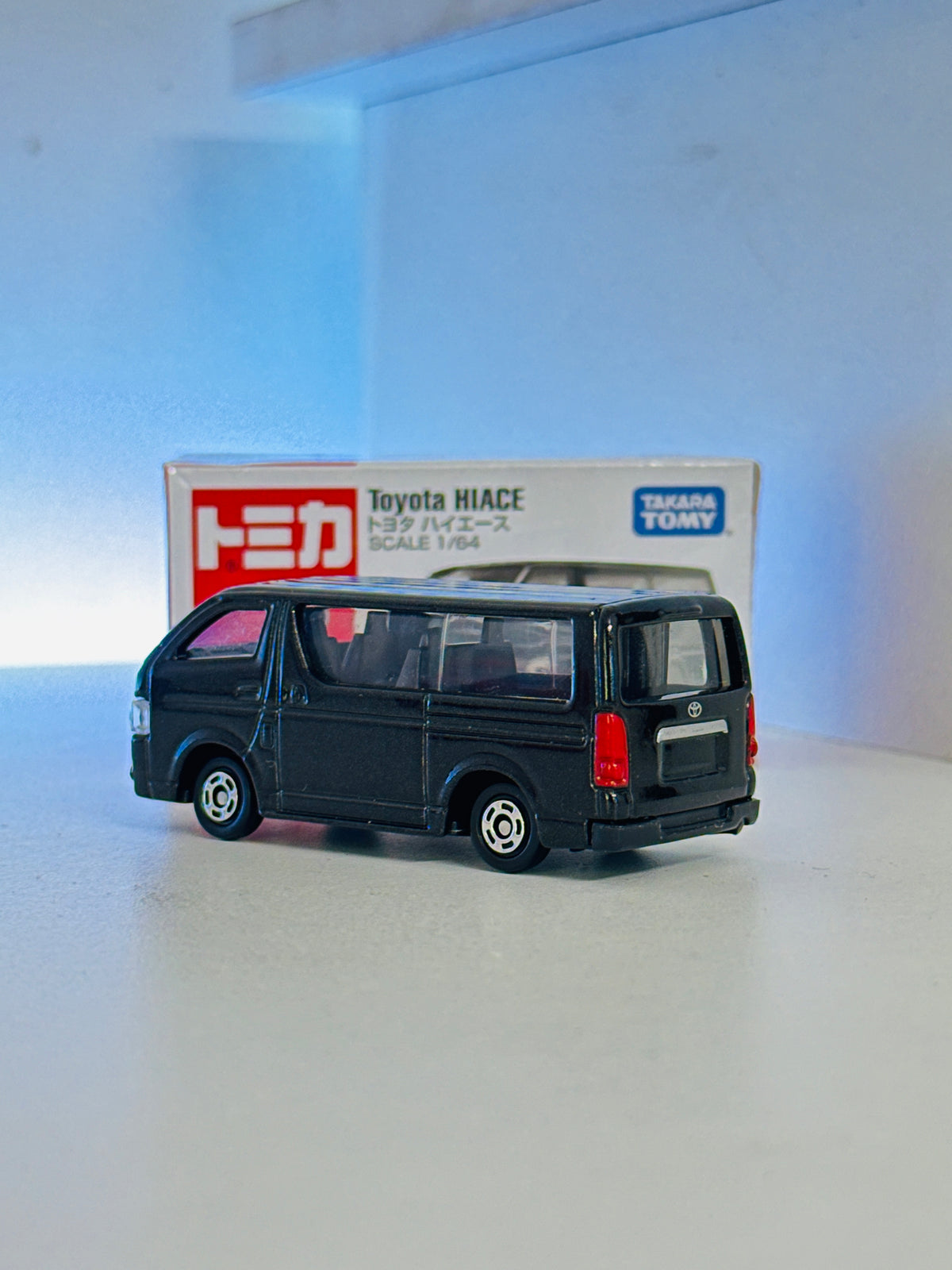 Takara Tomy Tomica 113 Toyota Hiace Die-cast Vehicle (1:64, Black)